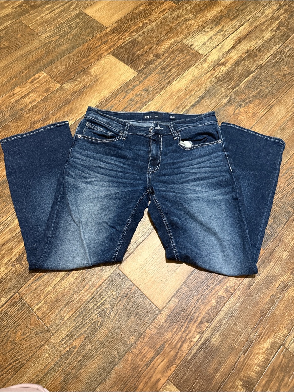 BKE Dark Indigo Jeans with Contrast Pocket Stitching | size 36 x 32 - Picture 3 of 3